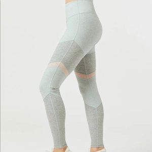 Carbon 38 Alo Yoga high waist alosoft leggings